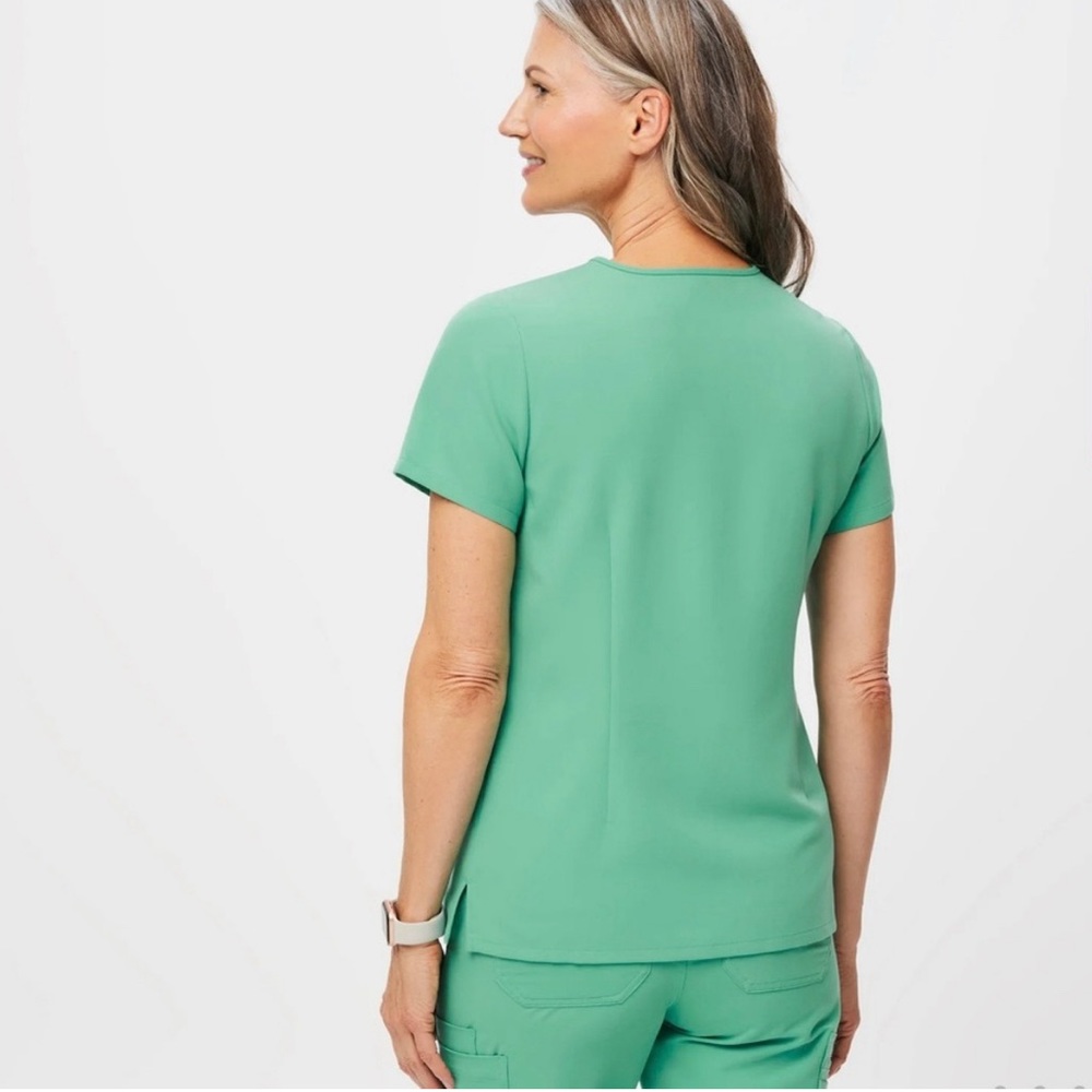 Figs Scrub Top - Picture 2 of 6
